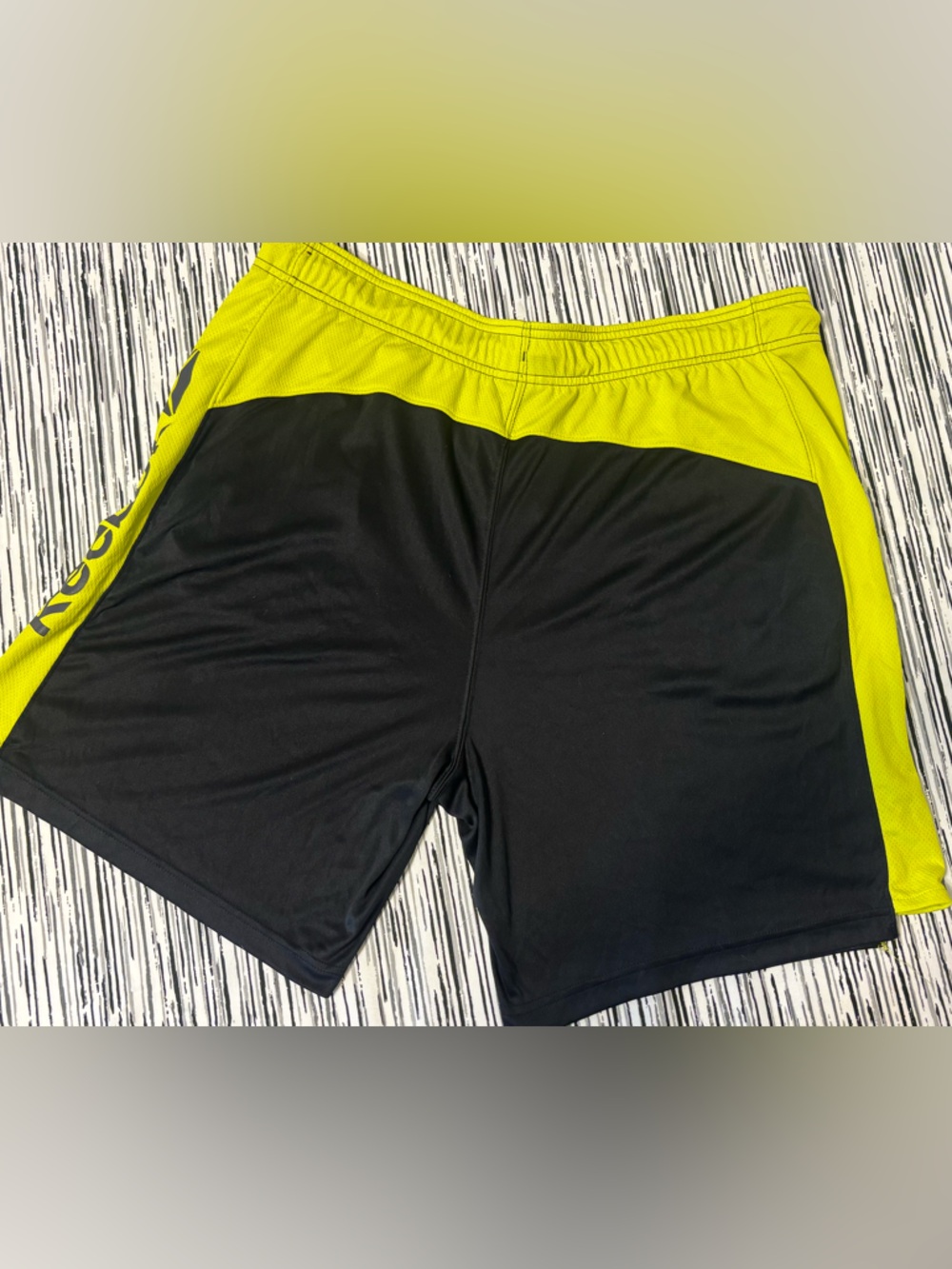 Mens Reebok Black and Yellow Athletic Training Shorts - Picture 3 of 4